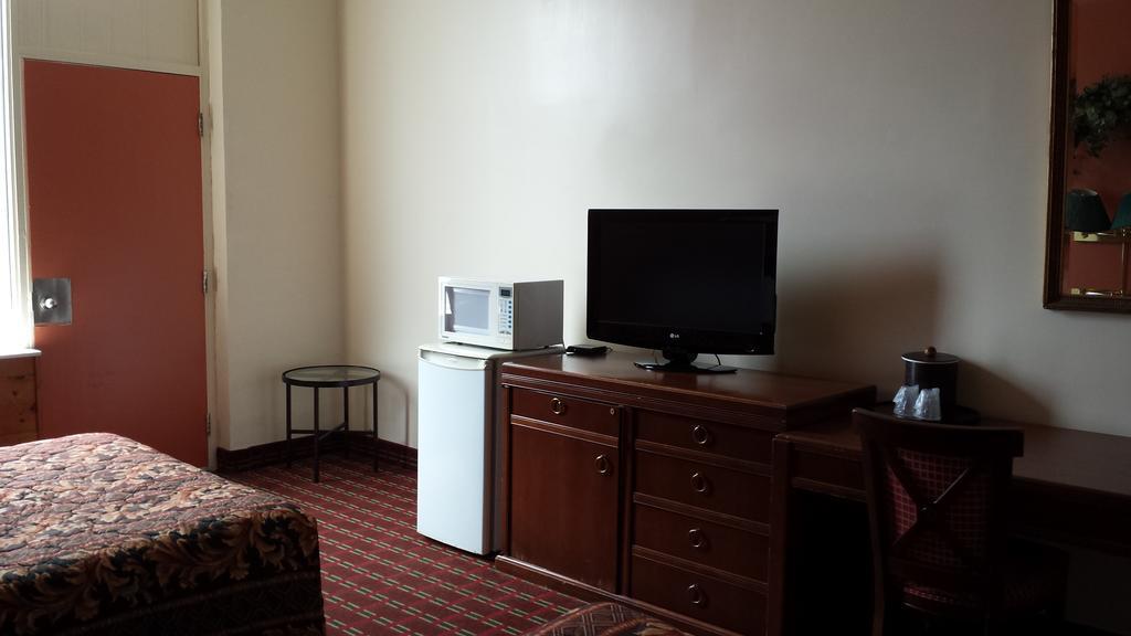 Midtown Hotel แพร์รี ซาวด์ ภายนอก รูปภาพ